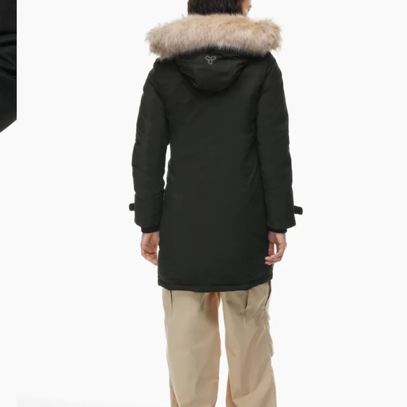 Aritzia Summit Parka - Picture 4 of 5